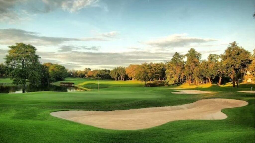 アルパイン・ゴルフ&スポーツクラブ