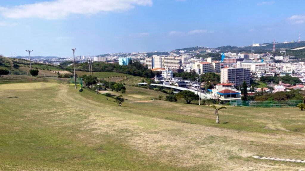 マリンタウンゴルフのコース風景