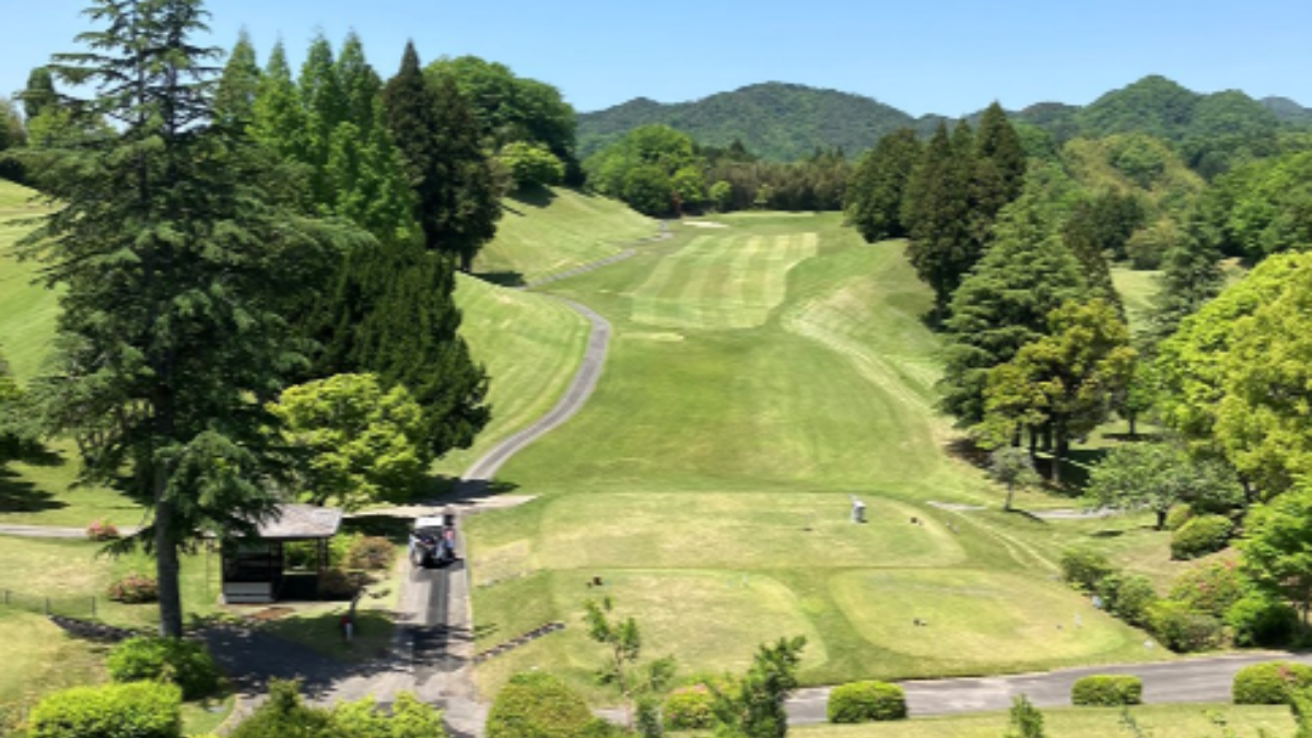 青山台ゴルフ倶楽部