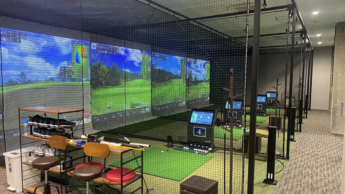 ステップゴルフエクストラ錦糸町のシミュレーター打席
