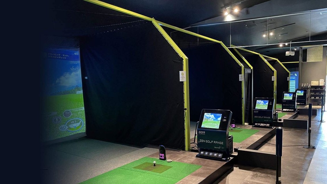 ZEN GOLF RANGE 川越店のGDR打席