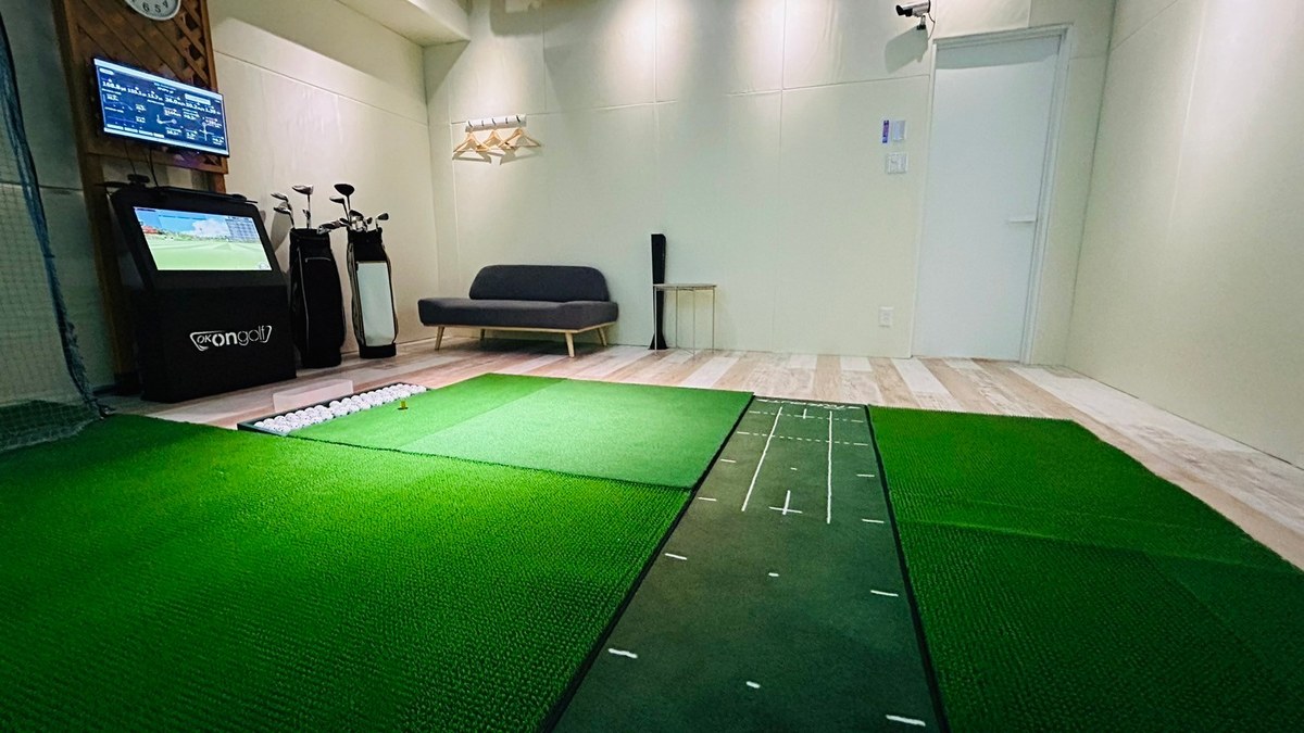 SMART GOLF平井駅南口店の個室