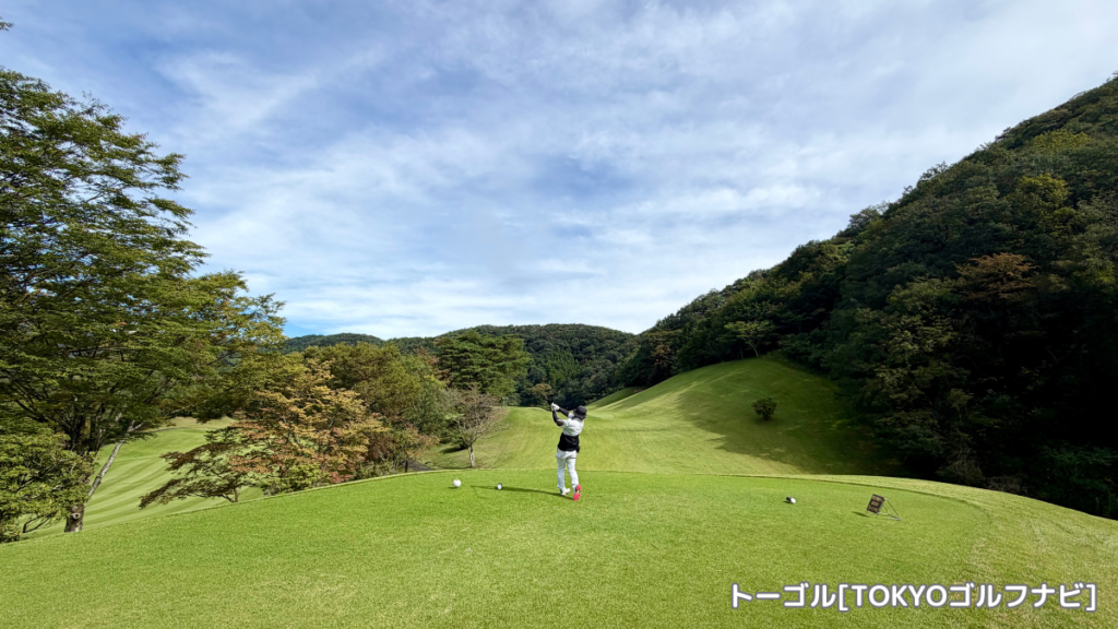 足利城ゴルフ倶楽部でのティーショット
