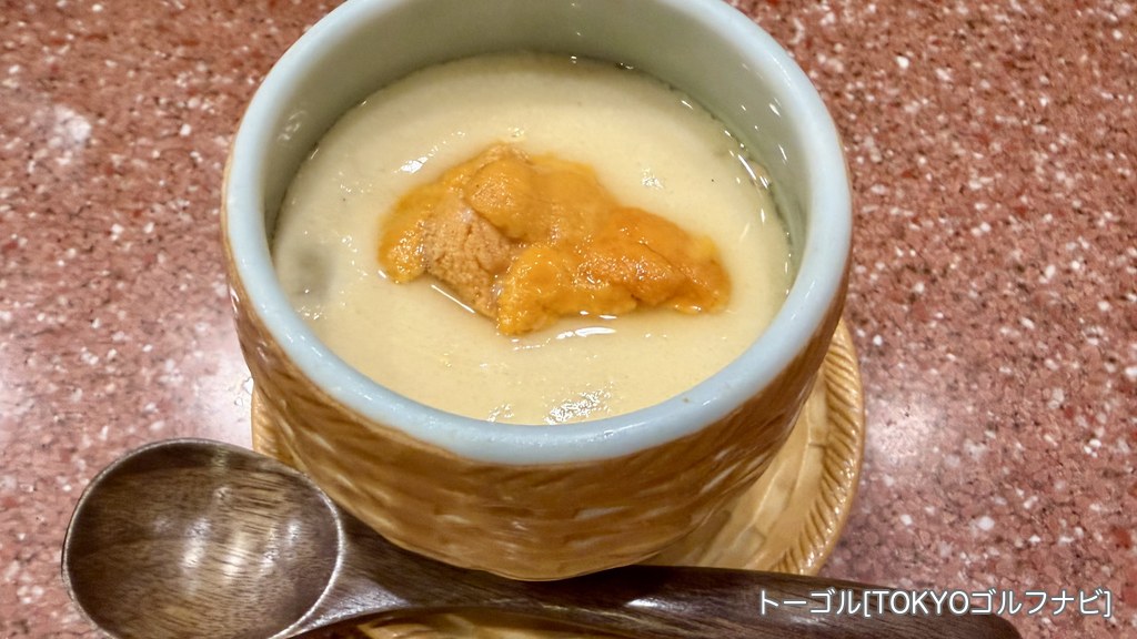 八喜寿司のウニがのった海鮮茶碗蒸し